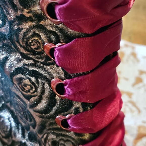 Irregular Choice Chimney Smoke Boots rose pink size 38 - Picture 3 of 6